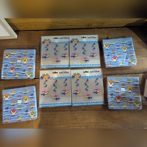 8 Piece Set Baby Shark Party Supplies (Napkins & Hanging Decor)